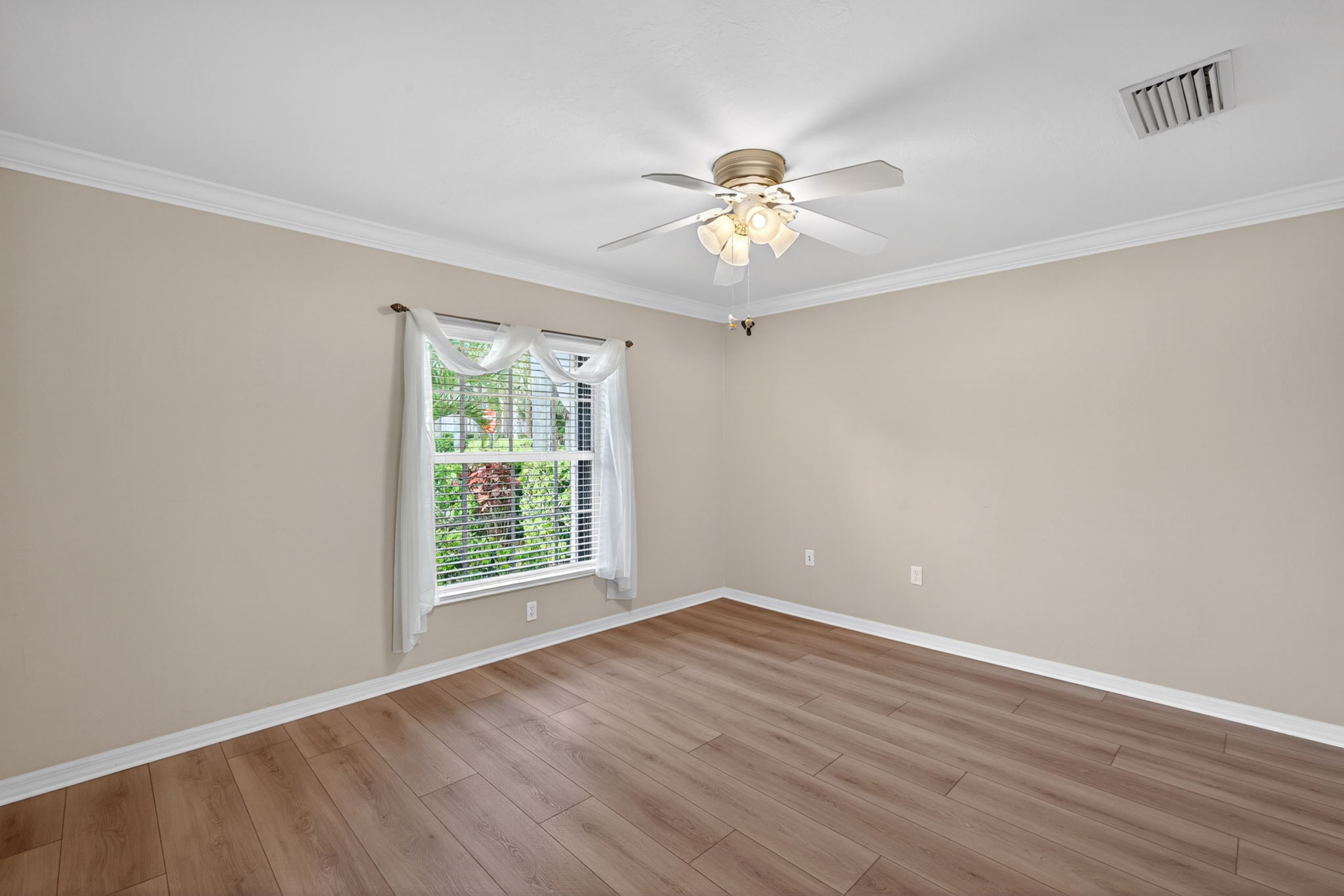 Guest Bedroom 1 - 1 of 2