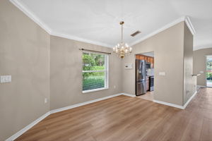 Dining Room 1 of 3