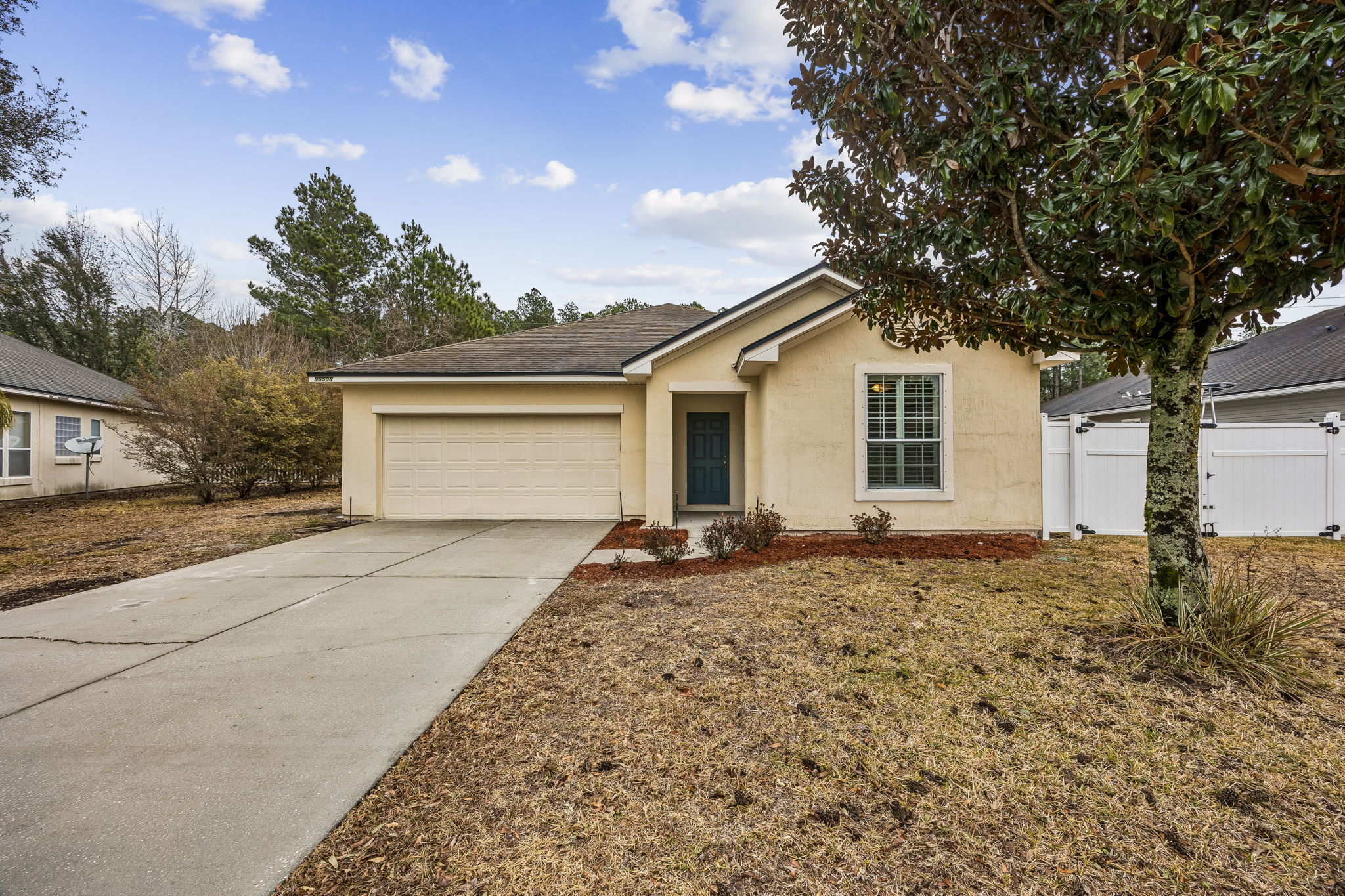 Welcome to 95508 Sonoma Dr