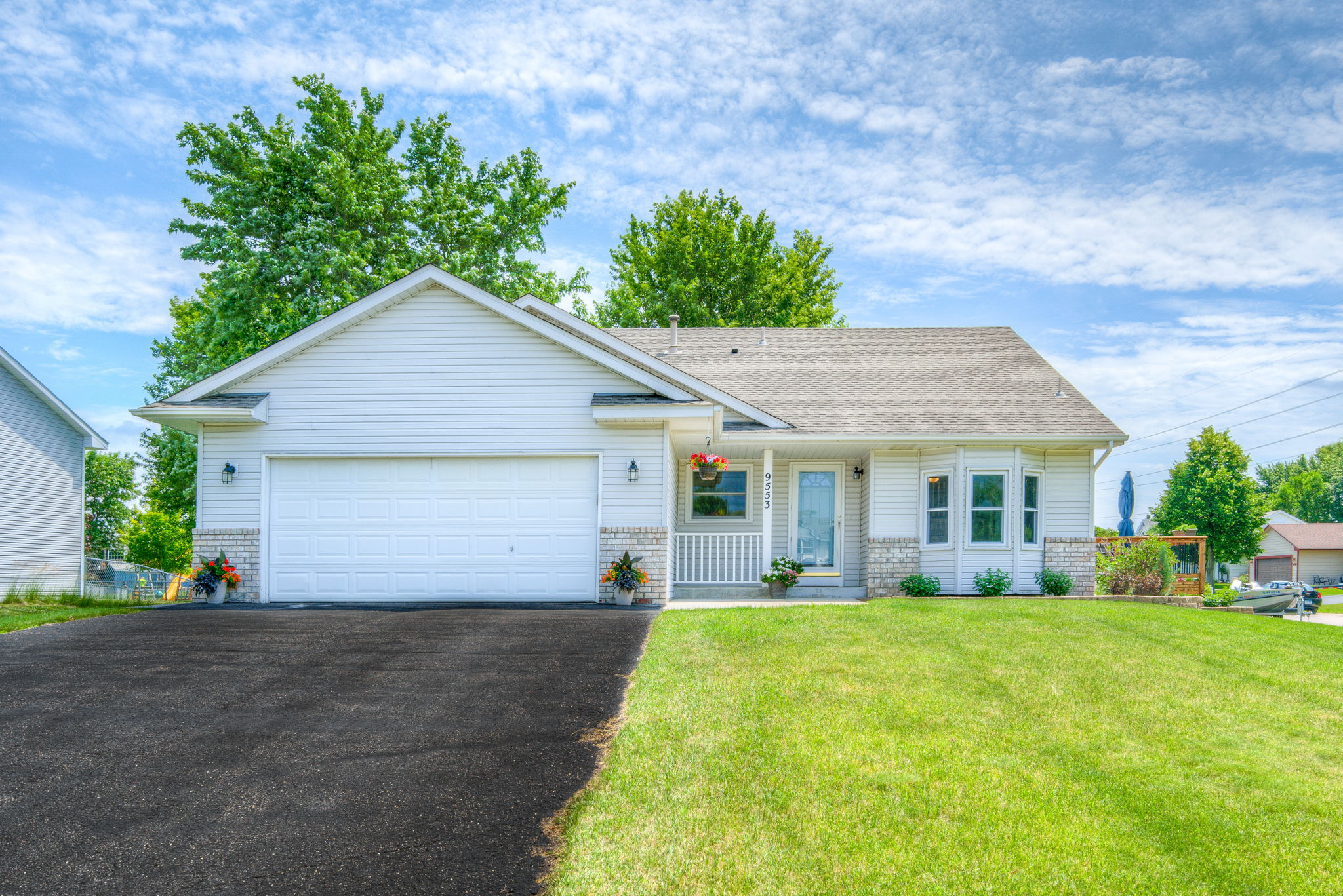 9553-77th-st-s-cottage-grove-mn-55016-archi-pix