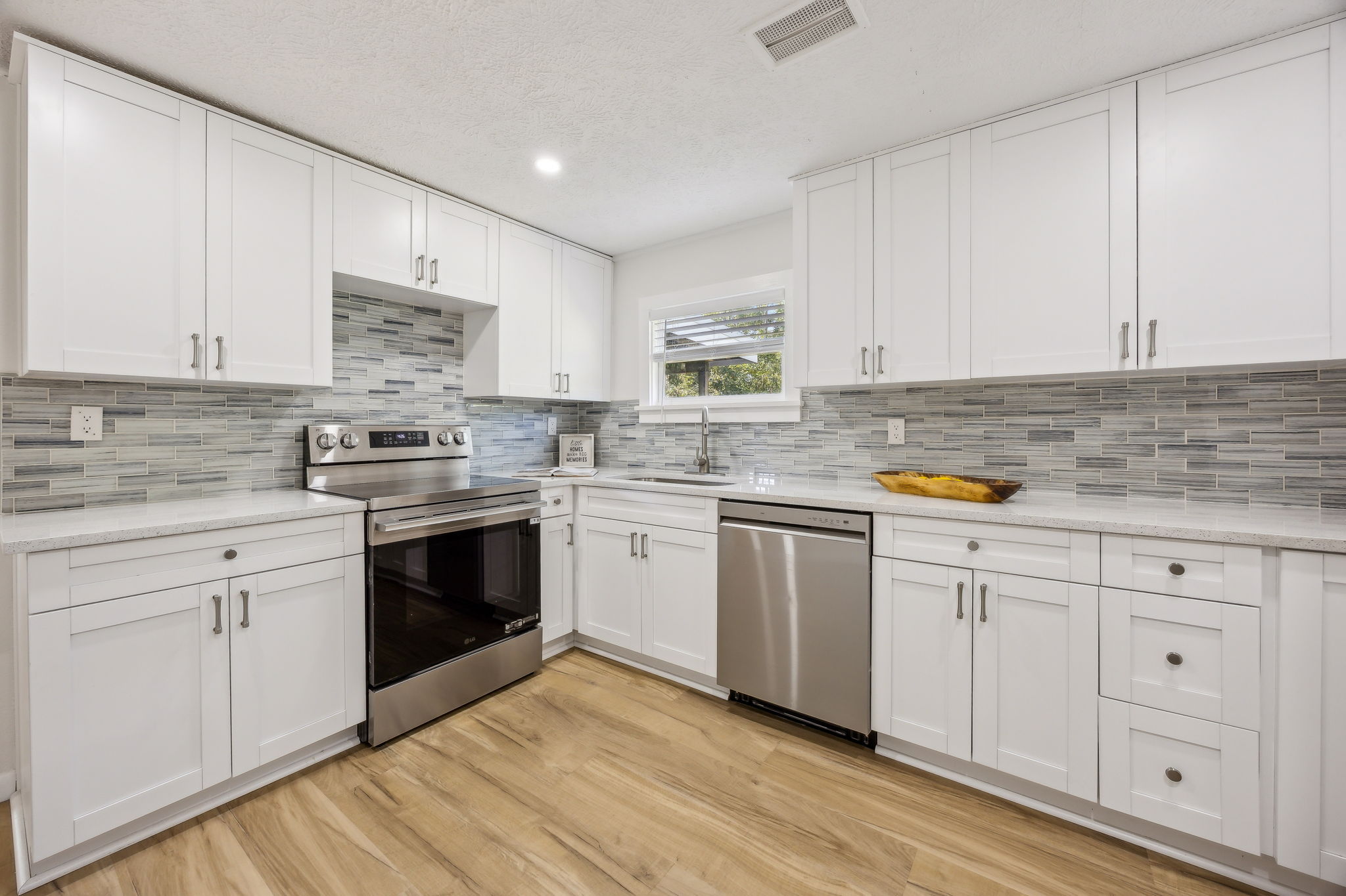 ...  and all new cabinets and fixtures!