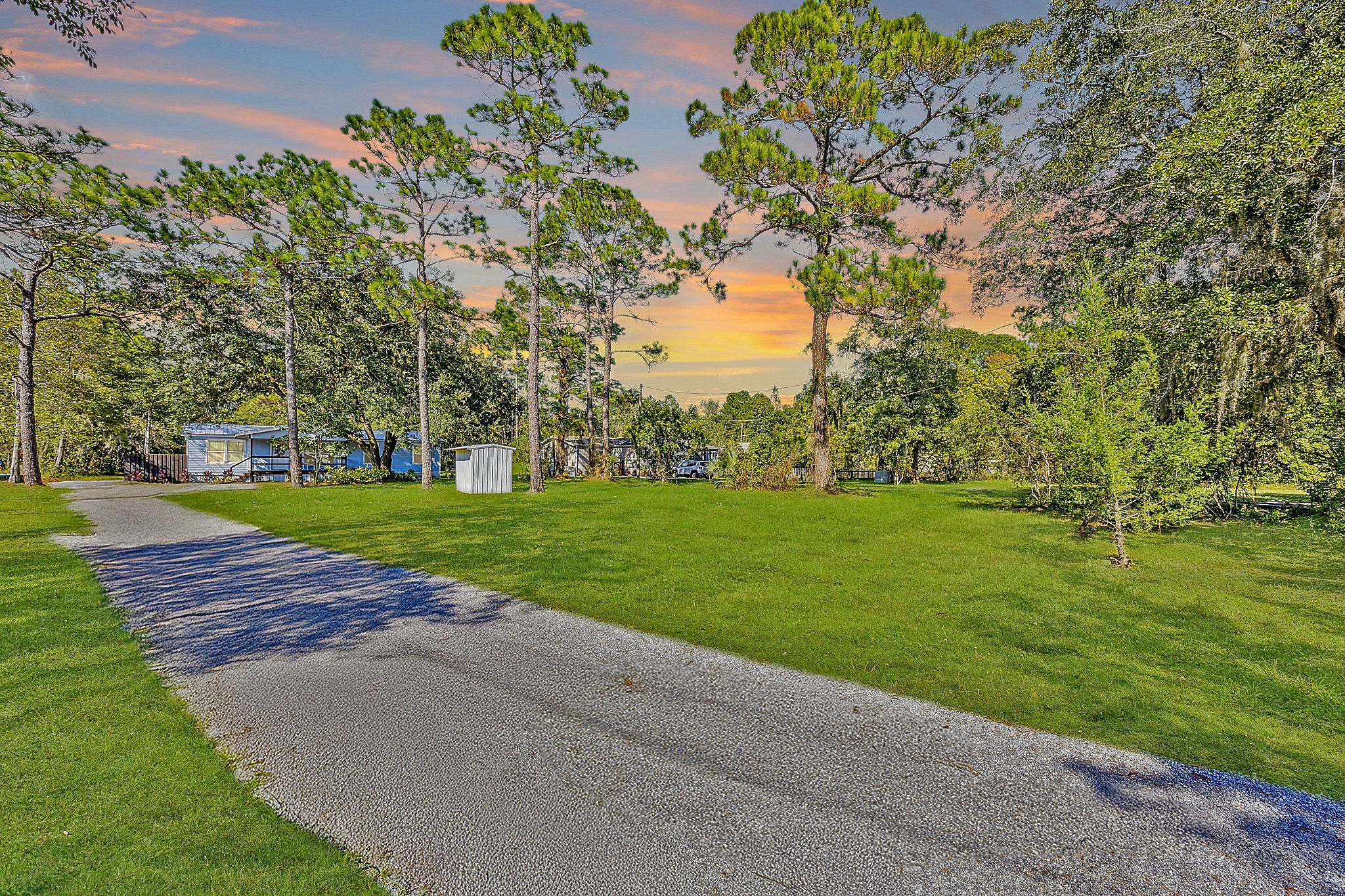 Beautifully renovated home! Pristine lot! Ideal location! Come and see.