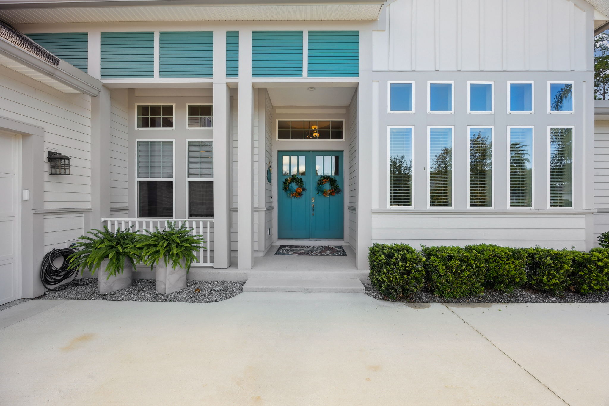 Front Entry Detail