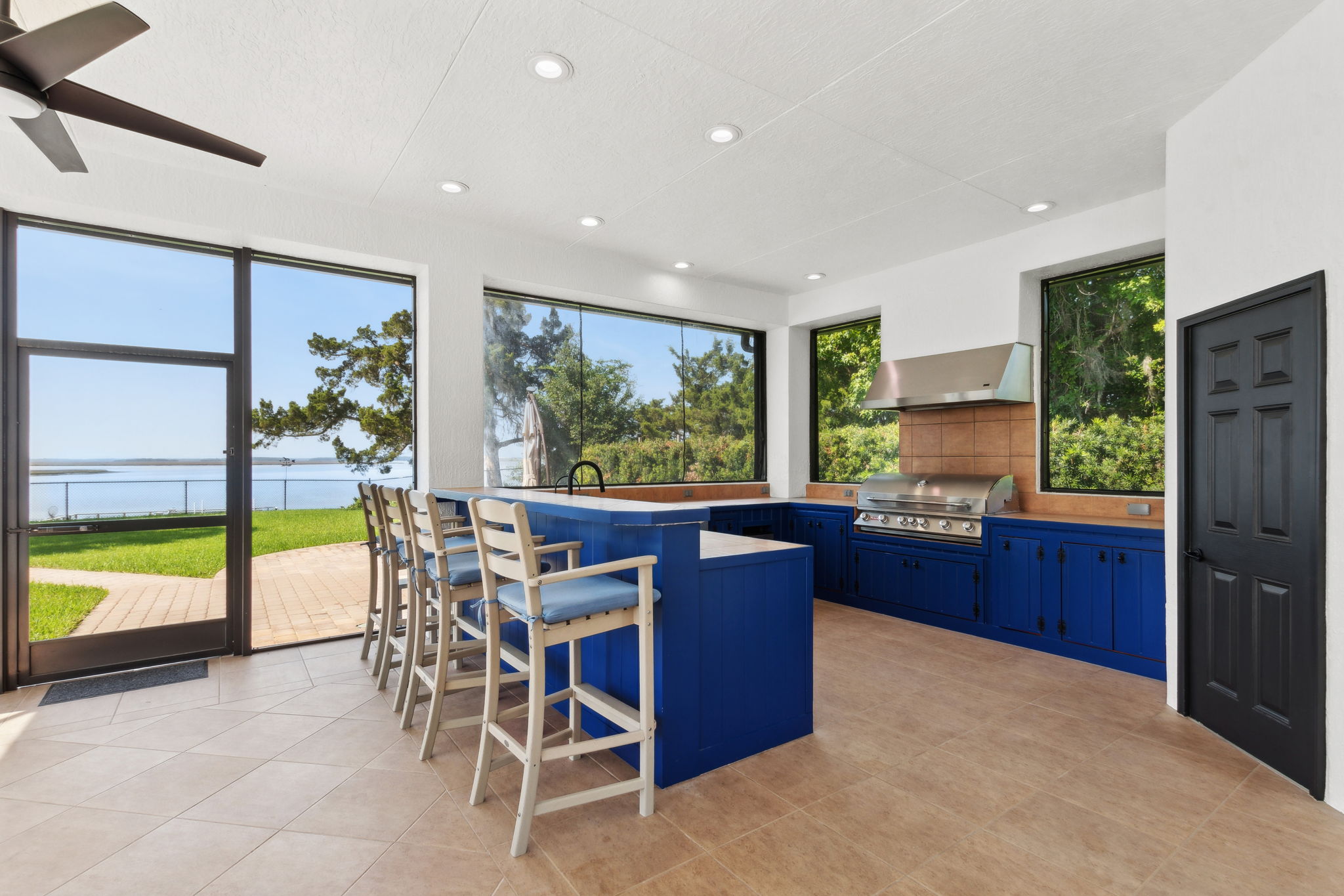 Summer Kitchen