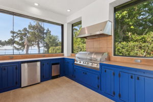 Summer Kitchen