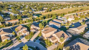 956 Bloomingdale Dr, Davenport, FL 33897, USA Photo 5