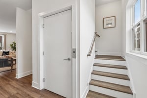Riverplace Dr-S0105-011.jpg