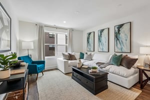 Riverplace Dr-S0105-013.jpg
