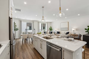 Riverplace Dr-S0105-035.jpg