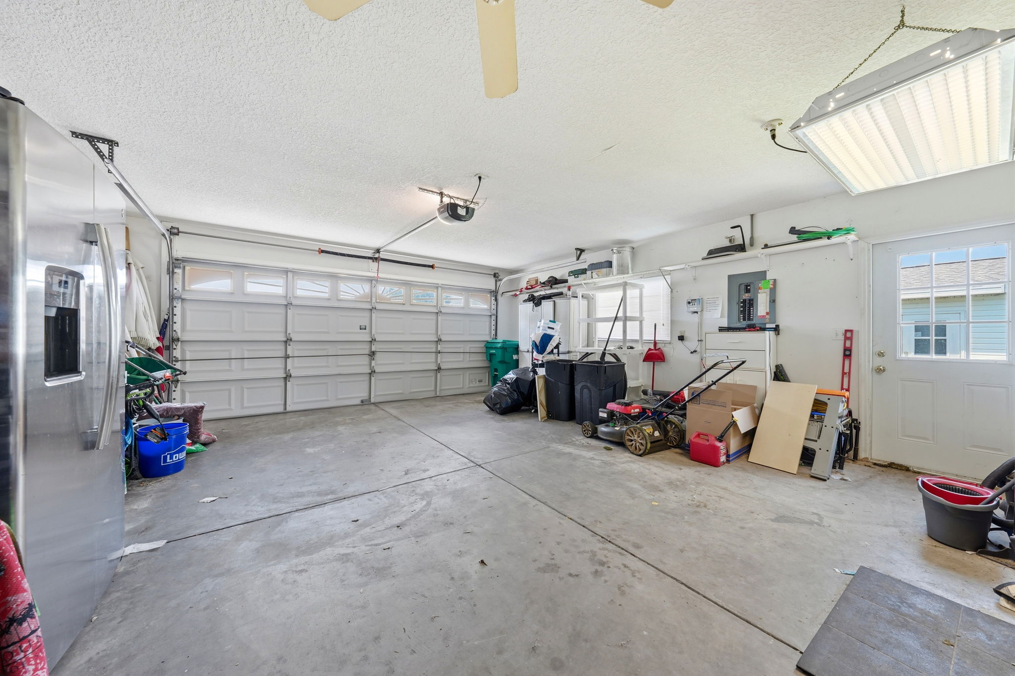  Photo 41