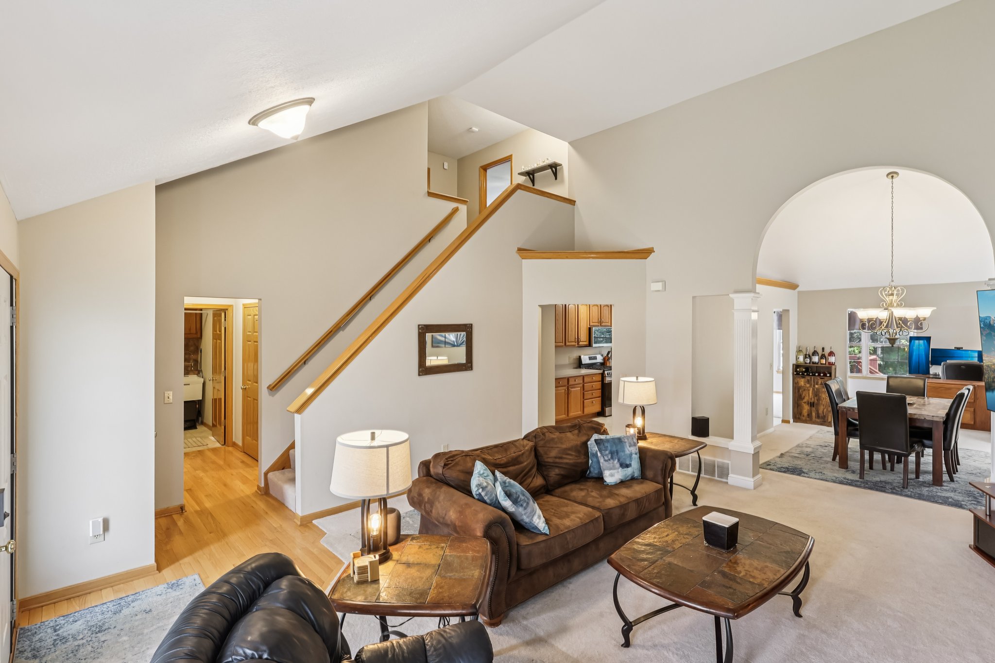 Devonwood Dr-S1107-011.jpg