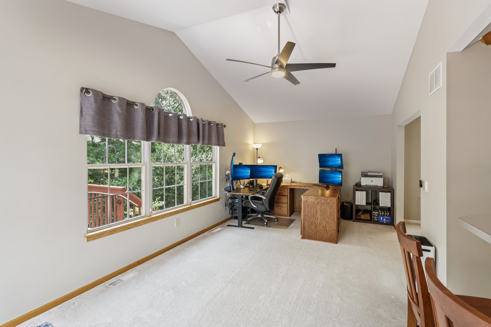 Devonwood Dr-S1107-038.jpg