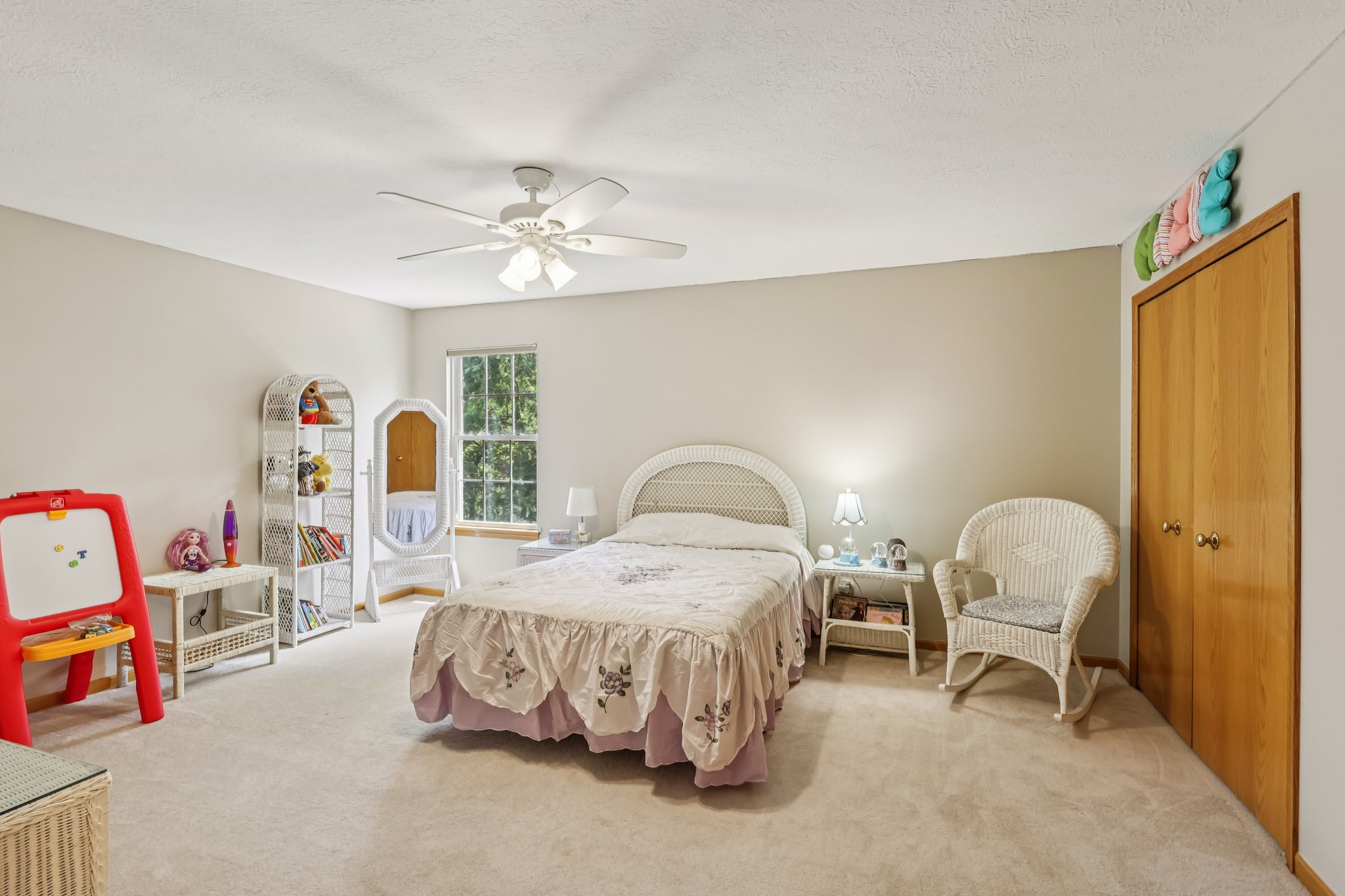 Devonwood Dr-S1107-047.jpg