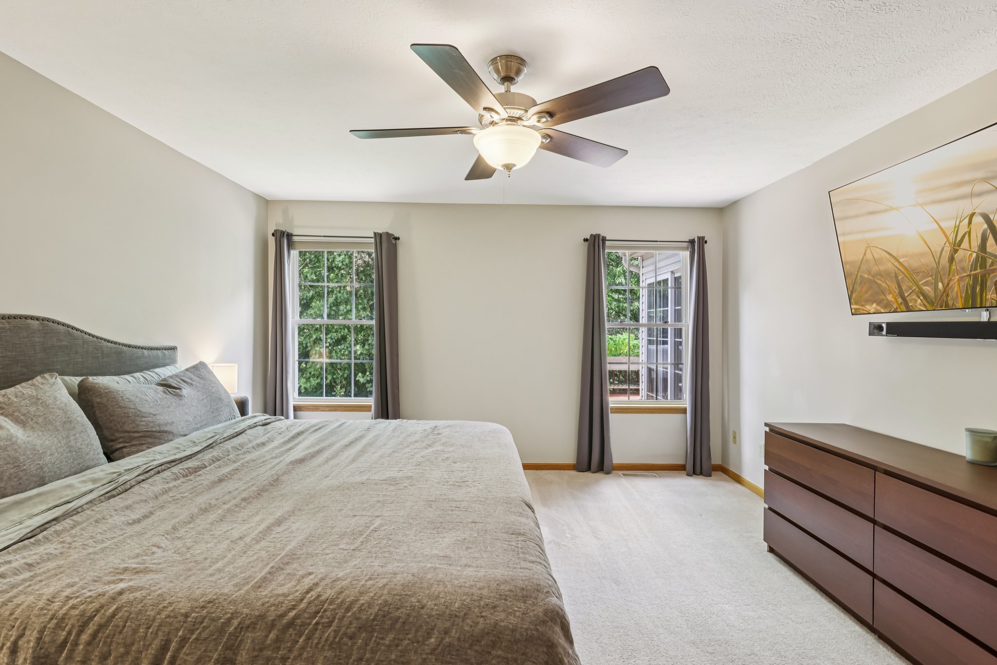 Devonwood Dr-S1107-053.jpg