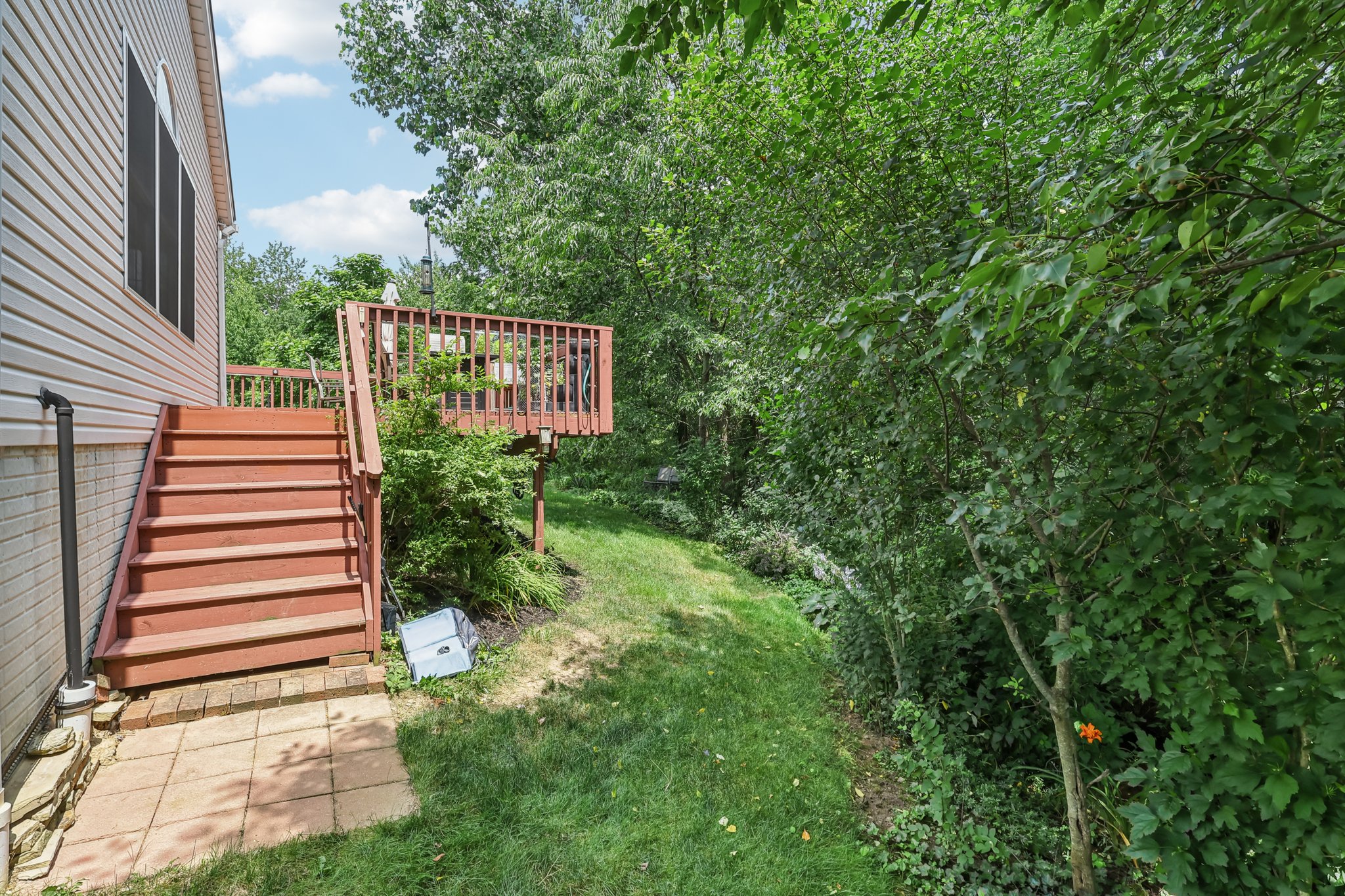 Devonwood Dr-S1107-068.jpg