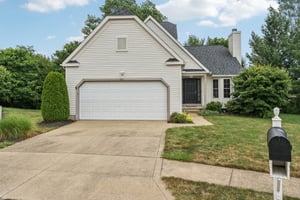 Devonwood Dr-S1107-001.jpg