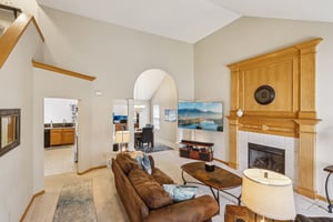 Devonwood Dr-S1107-010.jpg