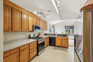 Devonwood Dr-S1107-022.jpg
