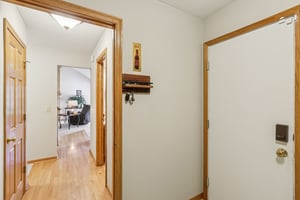 Devonwood Dr-S1107-031.jpg