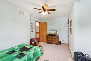 Devonwood Dr-S1107-044.jpg