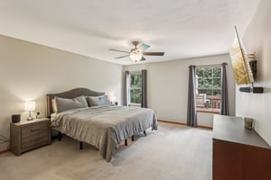 Devonwood Dr-S1107-050.jpg