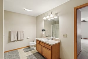 Devonwood Dr-S1107-055.jpg