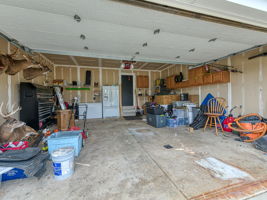  Photo 32