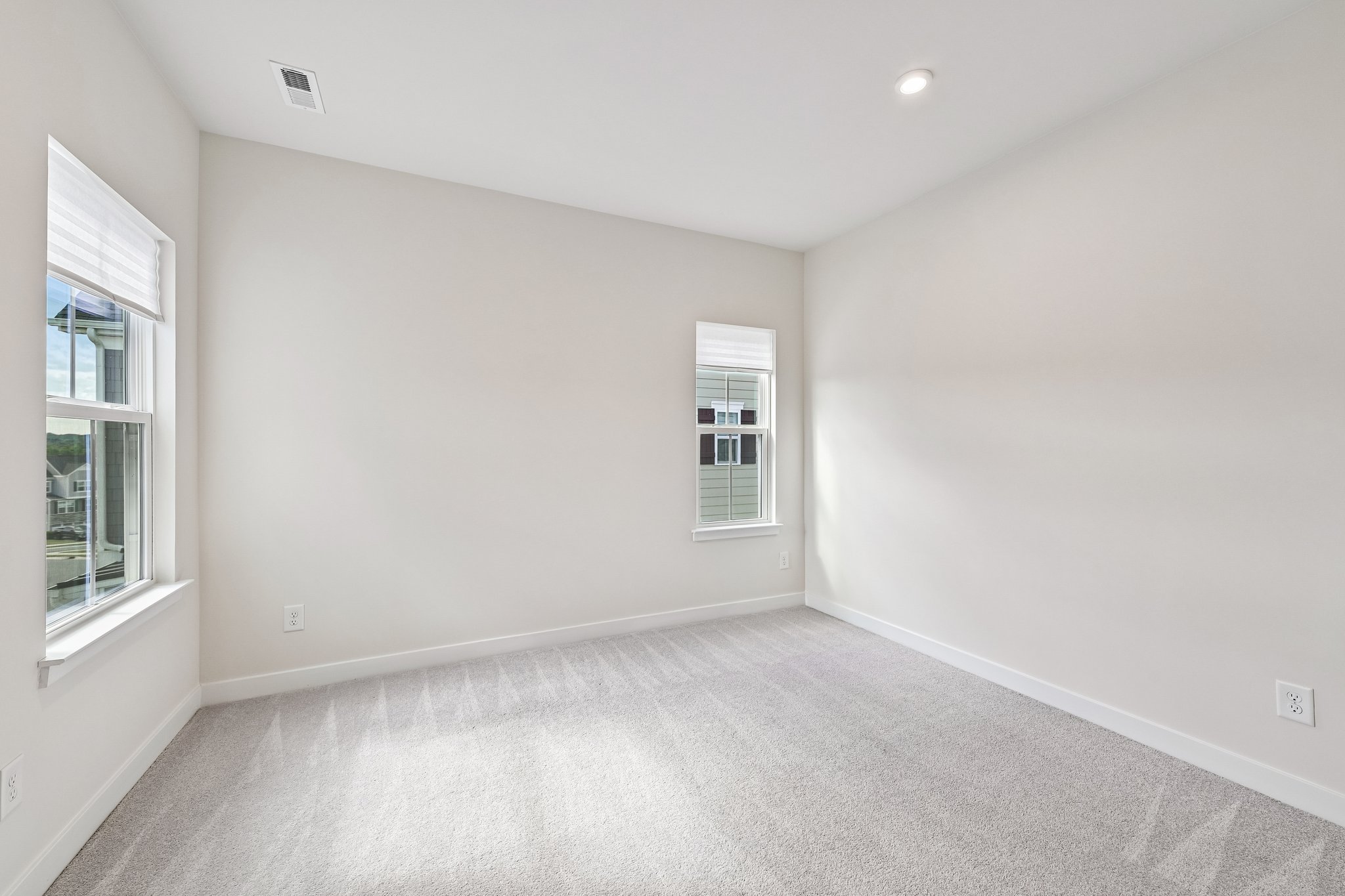 Portrush Ln-S2104-027.jpg