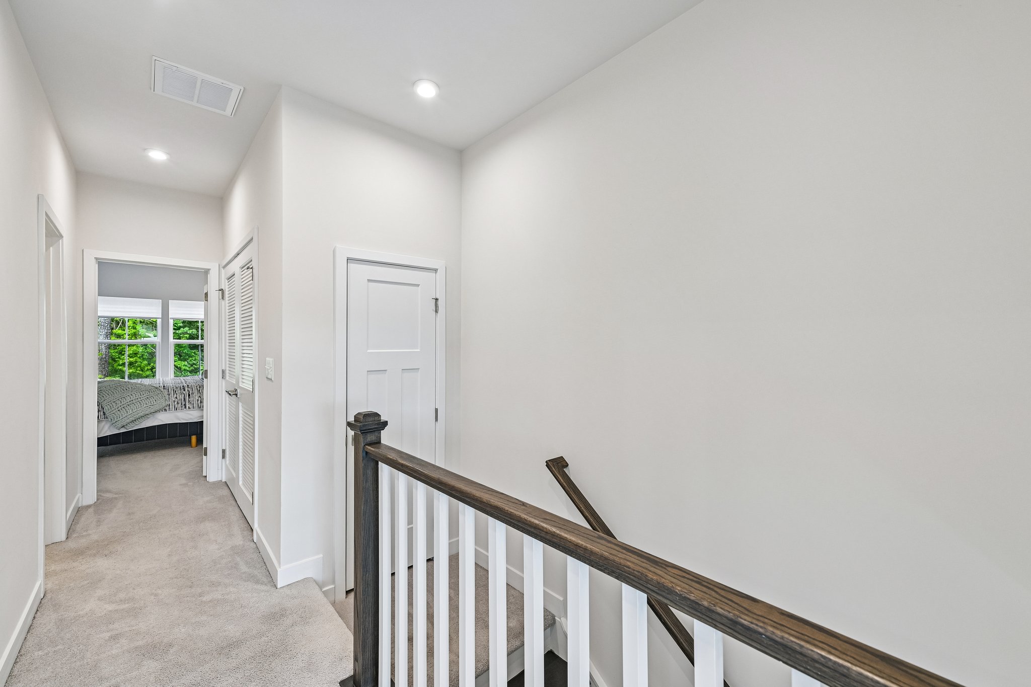 Portrush Ln-S2104-029.jpg