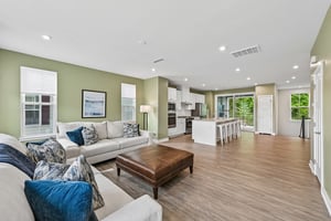 Portrush Ln-S2104-008.jpg