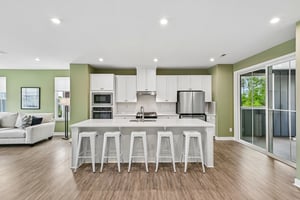 Portrush Ln-S2104-010.jpg