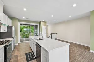 Portrush Ln-S2104-014.jpg