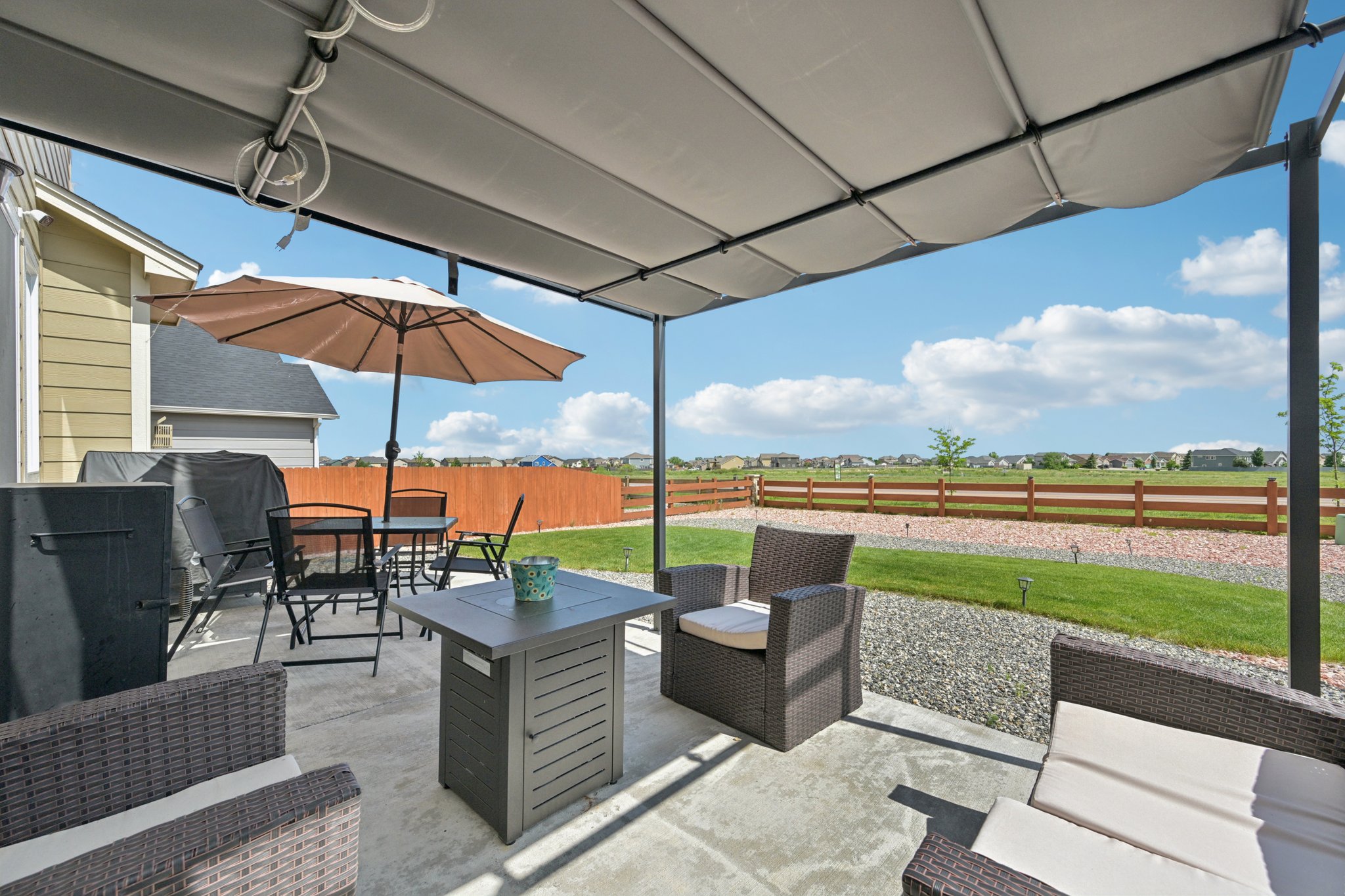 Fairway Glen Dr-1106-042.jpg