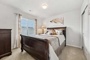 Fairway Glen Dr-1106-034.jpg
