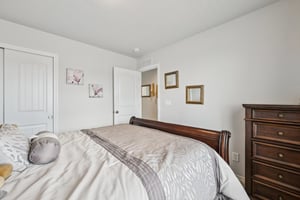 Fairway Glen Dr-1106-035.jpg