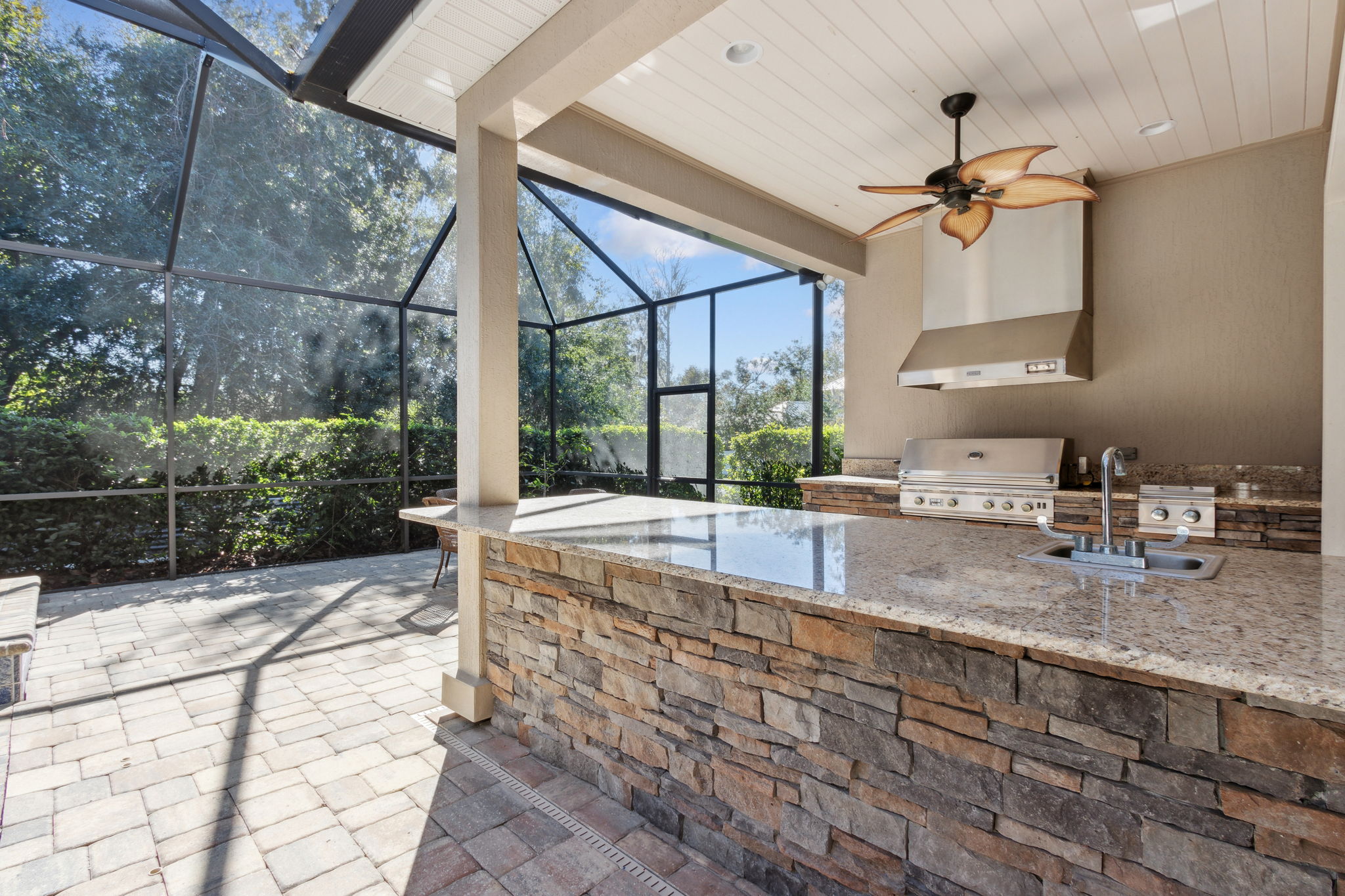 Outdoor Kitchen