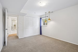 E Grand Pl-S0205-039.jpg