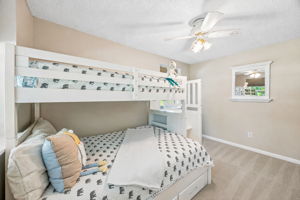 Its flexible layout leaves room to adapt the space as needs change.