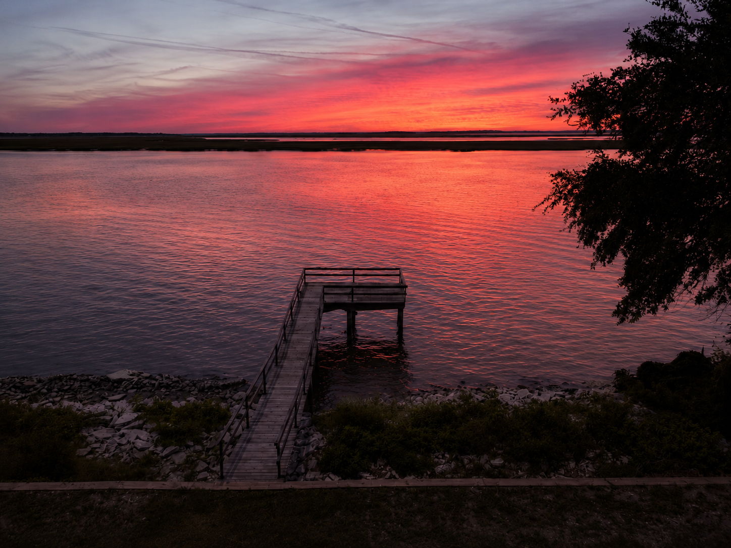 And at the end of the day, come home to this... your own deep-water riverfront setting, where the sunsets are every bit as special as the lifestyle.
