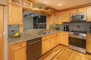10-Kitchen