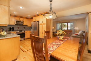 09-Dining Room