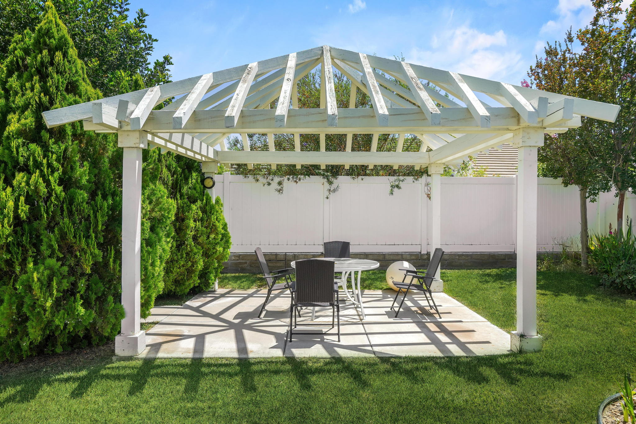 958 Catalano Court-39