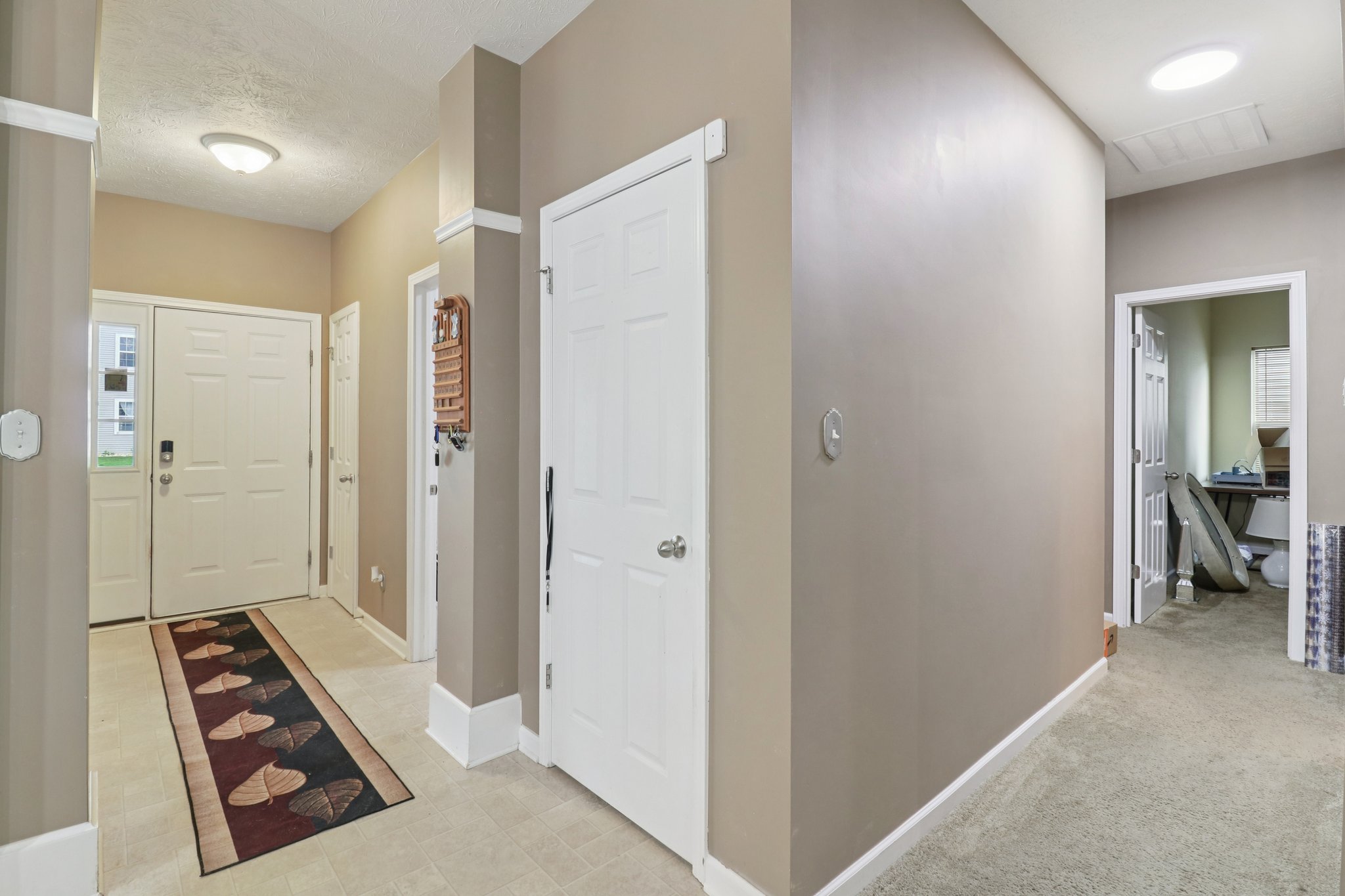 Denton Ct-S0107-005.jpg