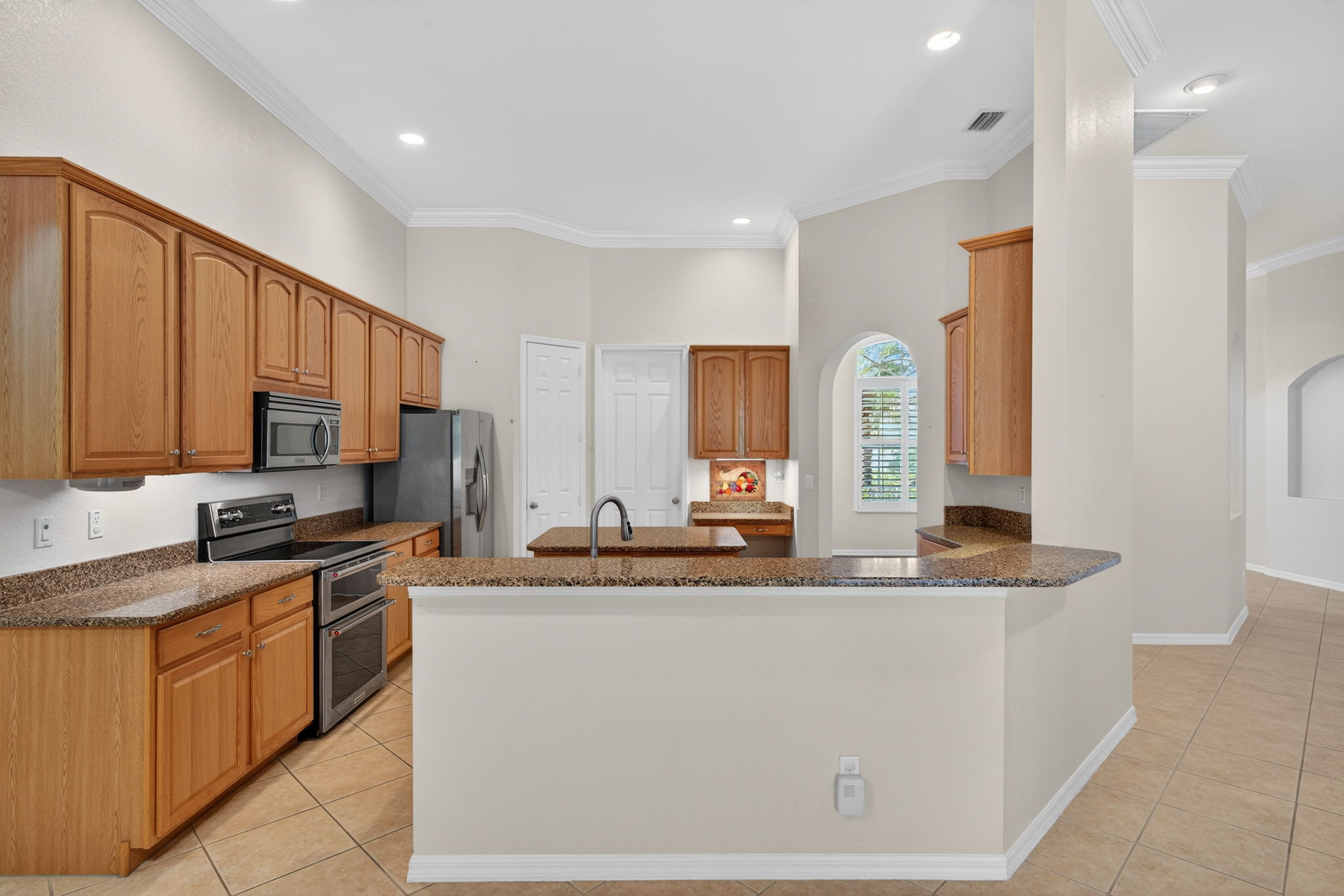 Breakfast Bar 1 of 2