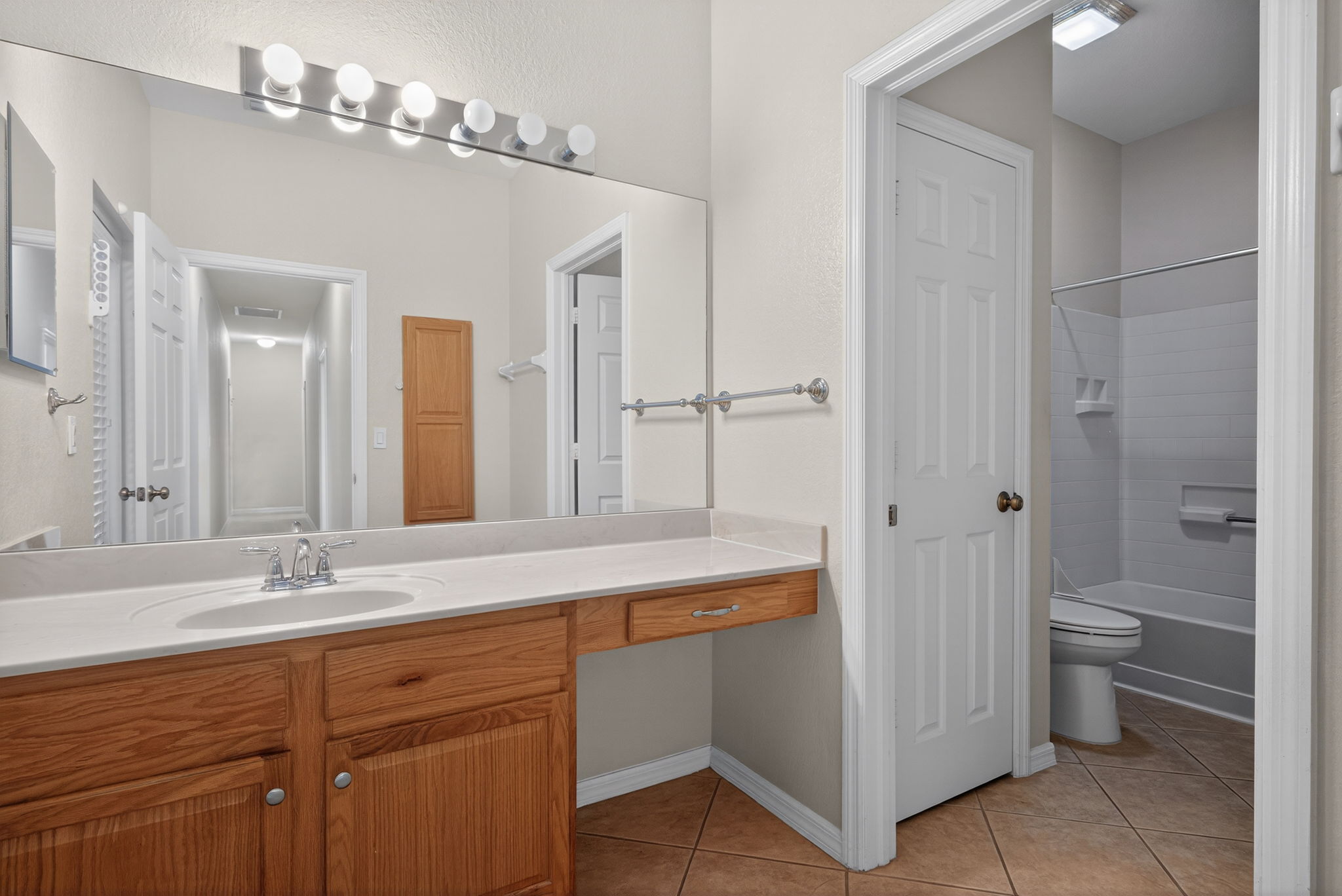 Guest Bathroom 1 of 2