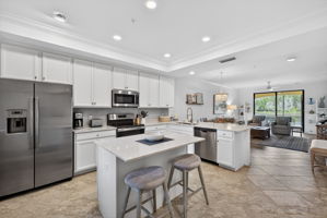 6-Kitchen 2 of 3