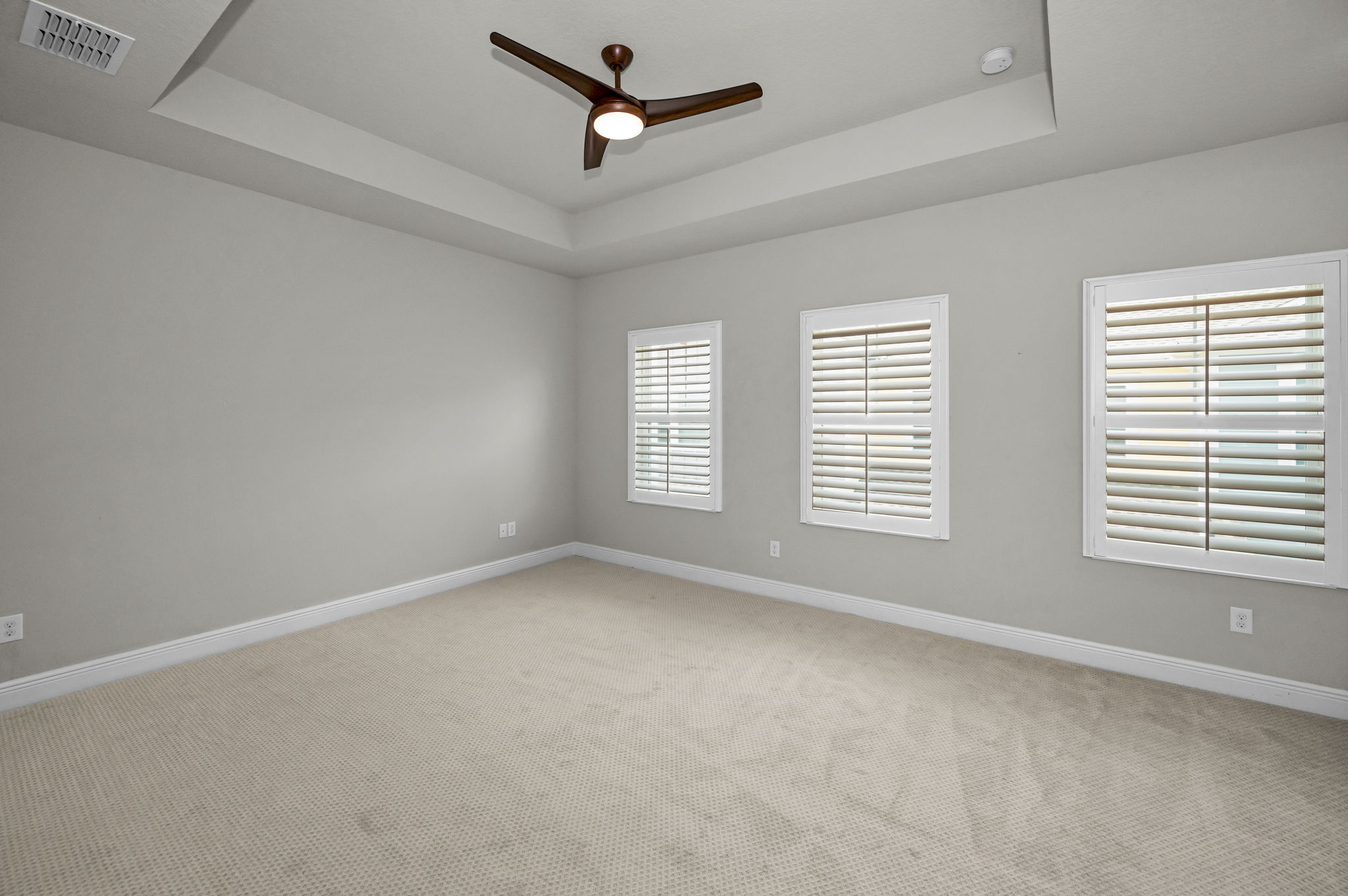 Upper Level Primary Bedroom1a