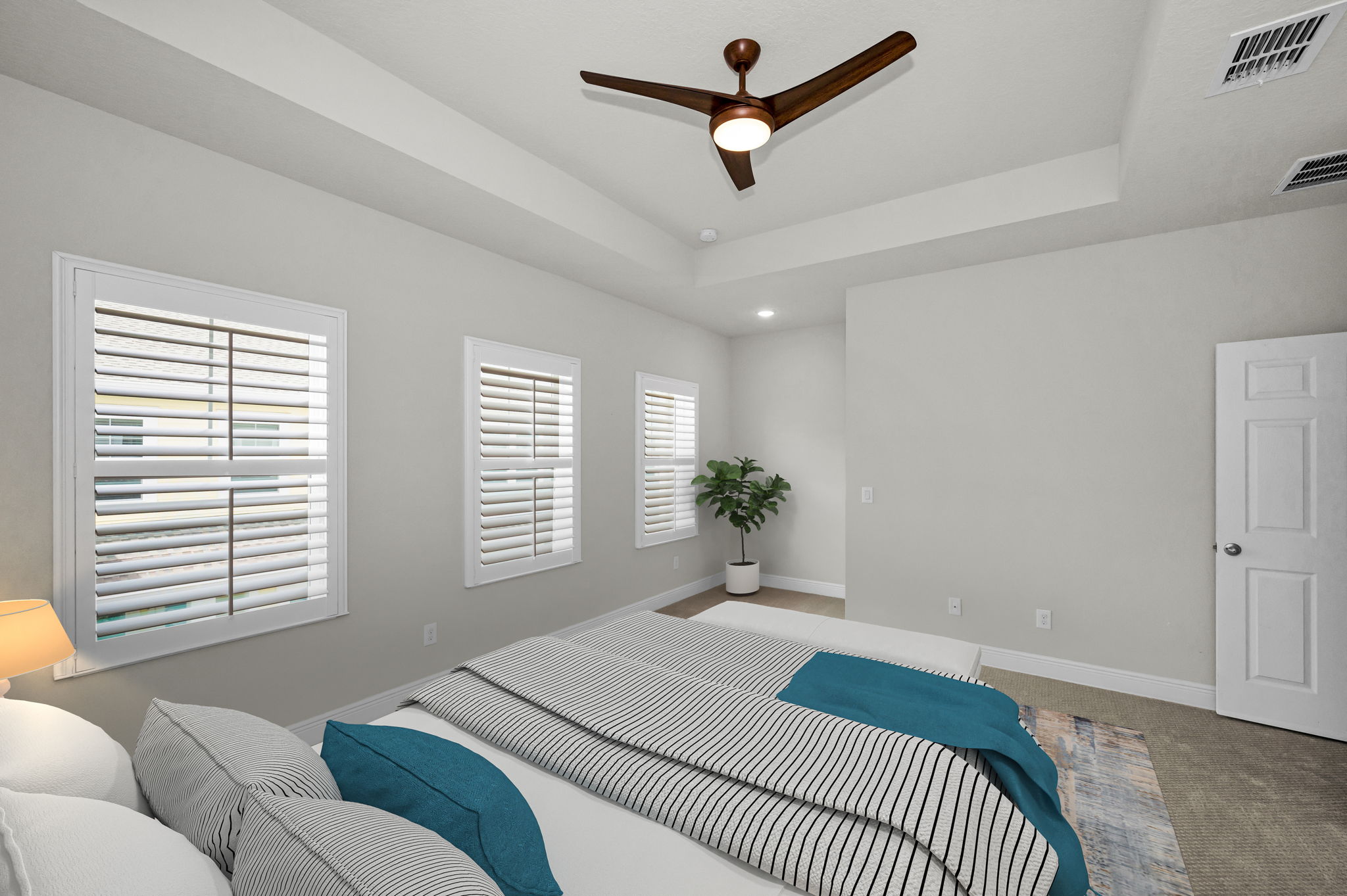 Upper Level Primary Bedroom1b