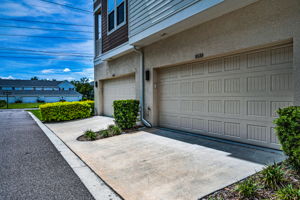 Rear Exterior3