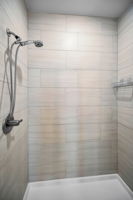 Upper Level Primary Bathroom1b